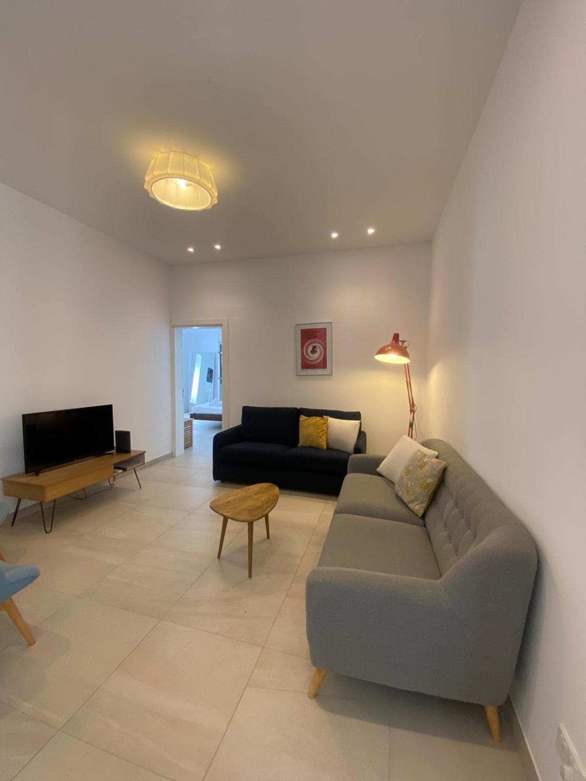 Central Sliema Apartment ภายนอก รูปภาพ